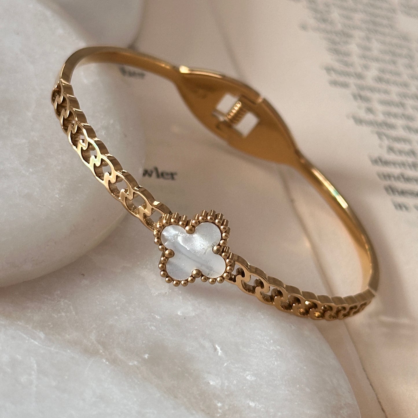 White clover bracelet