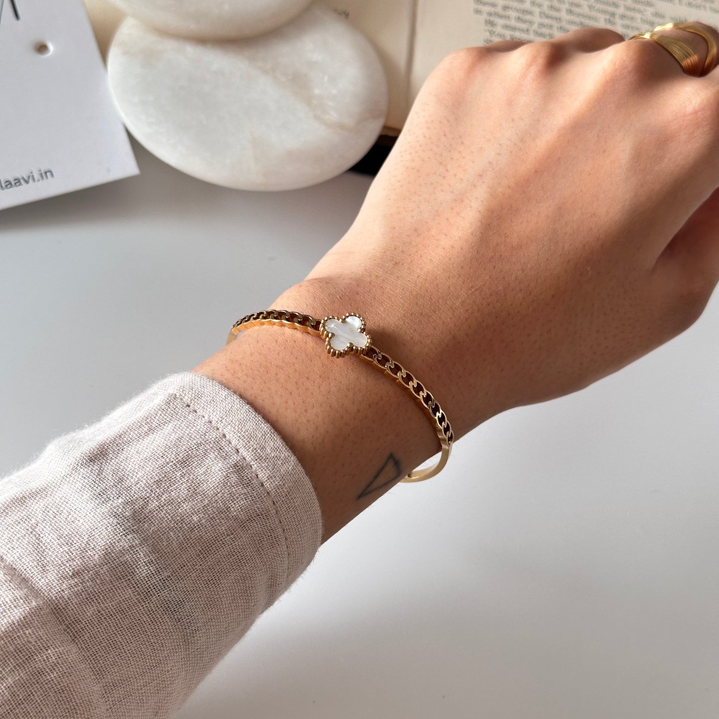 White clover bracelet